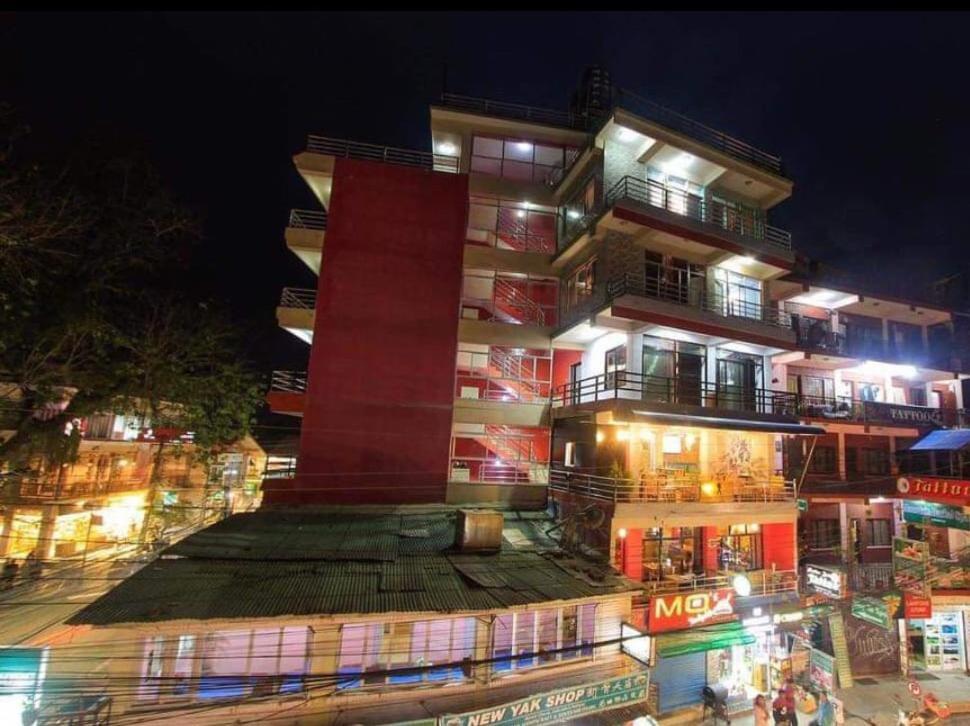 Paila Hostel Lakeside Pokhara Eksteriør bilde
