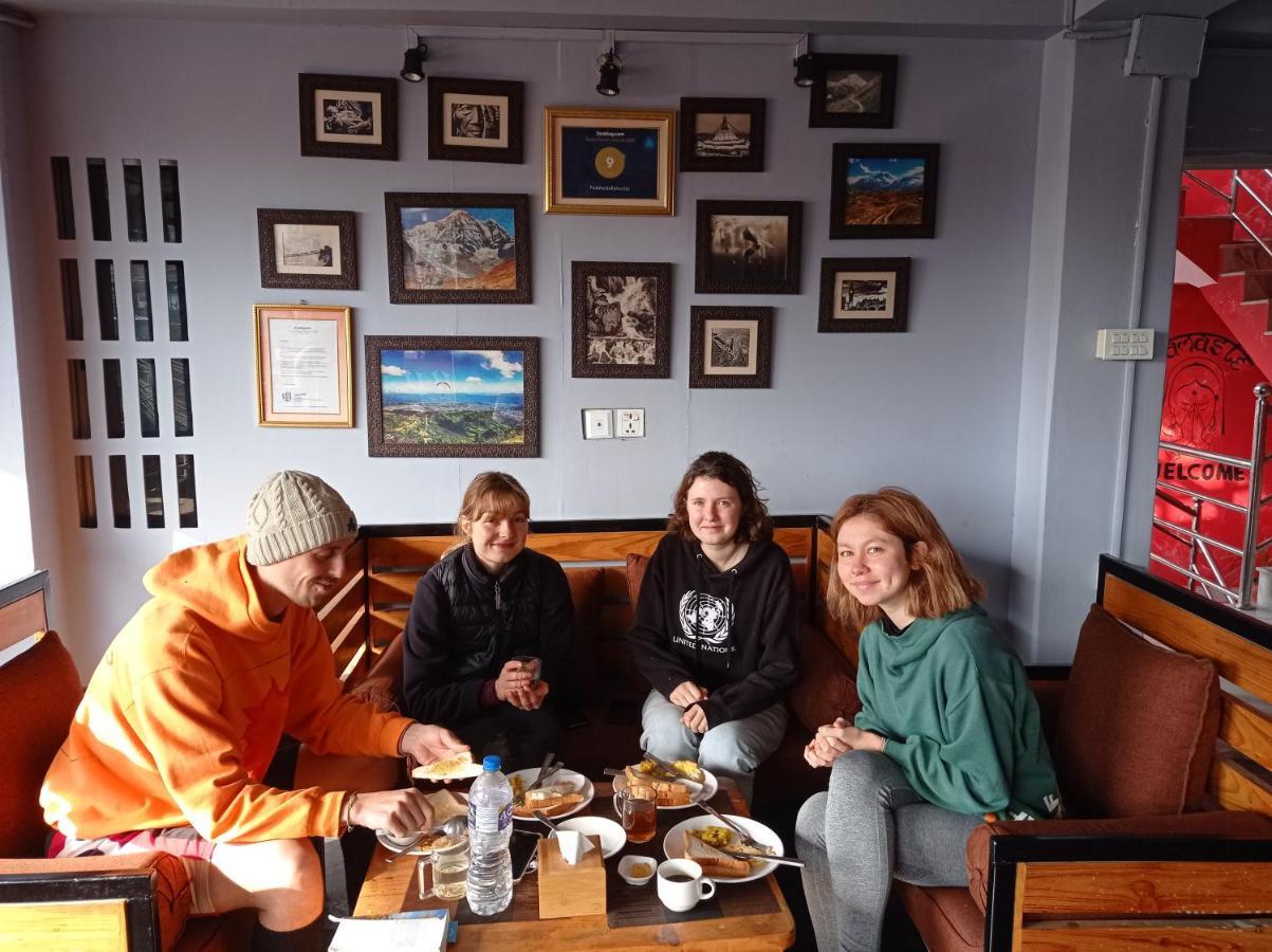 Paila Hostel Lakeside Pokhara Eksteriør bilde